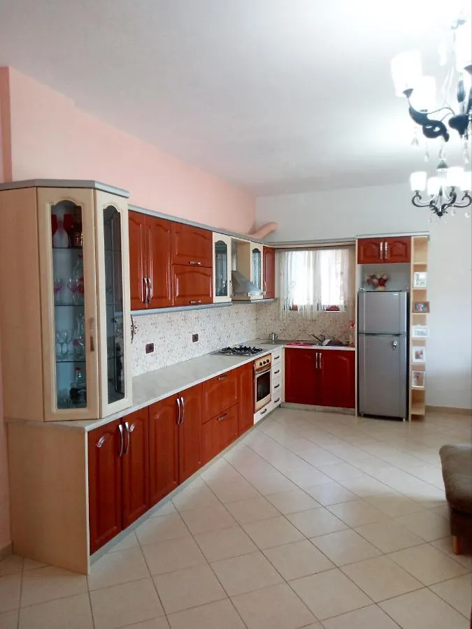 Eli'S Home Sarande